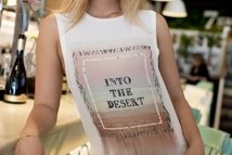  Camisetas souvenirs que evocan recuerdos